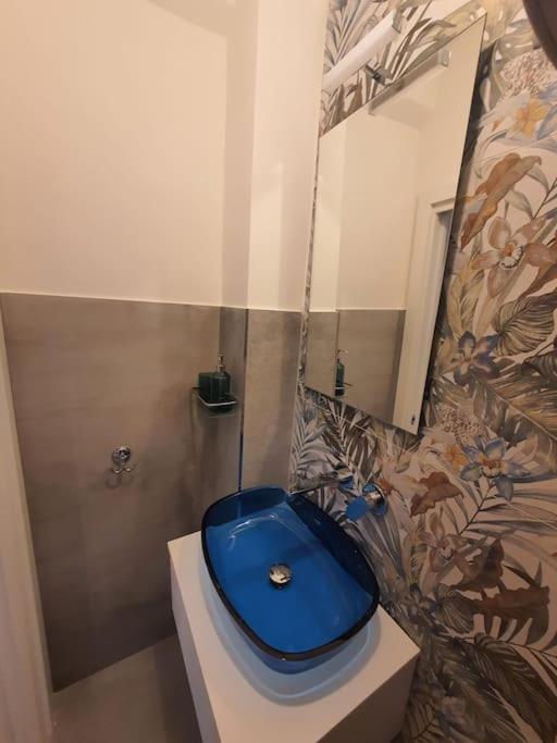 Casa Vacanze Frontemare 萨莱诺 外观 照片